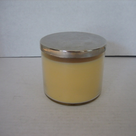Slatkin & Co Island Nectar Scented Candle 3 Wick Jar Candle with Lid 14.5oz NWWT - Picture 4 of 5